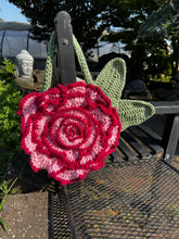 Cargar imagen en el visor de la galería, The Rose Bag
